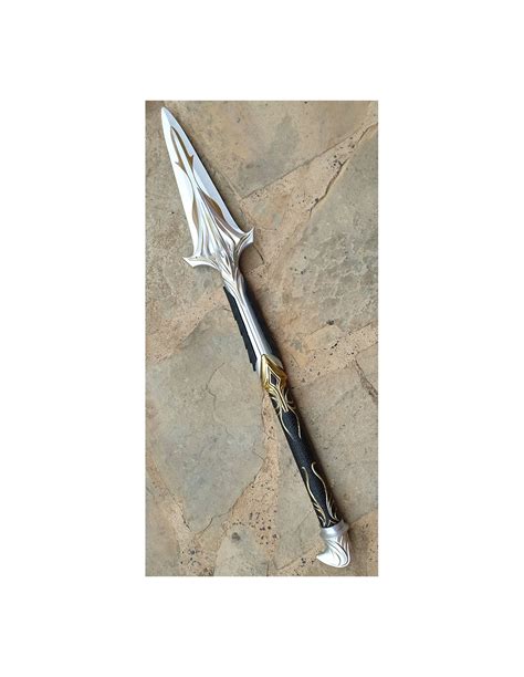 réplique lance assassin's creed